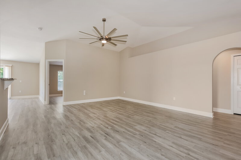 2,335/Mo, 807 Rocky Mountain Court Valrico, FL 33594 Living Room View 2