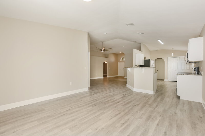 2,335/Mo, 807 Rocky Mountain Court Valrico, FL 33594 Dining Room View