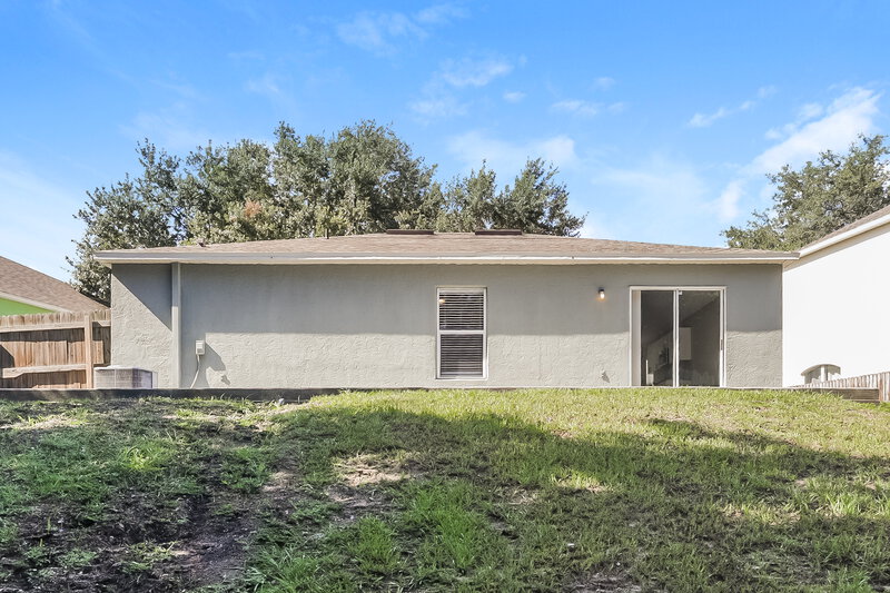 2,335/Mo, 807 Rocky Mountain Court Valrico, FL 33594 Rear View