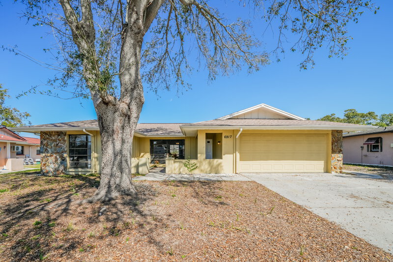 2,155/Mo, 6917 Bramblewood Dr Port Richey, FL 34668 External View