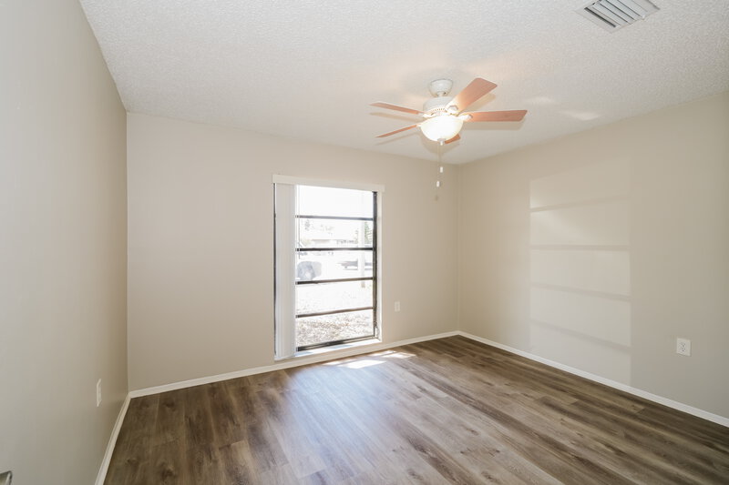 2,155/Mo, 6917 Bramblewood Dr Port Richey, FL 34668 Bedroom View 2