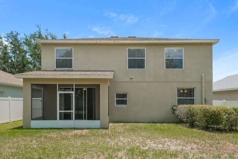 3,900/Mo, 5729 Sweet William Ter Land O Lakes, FL 34639 Rear View