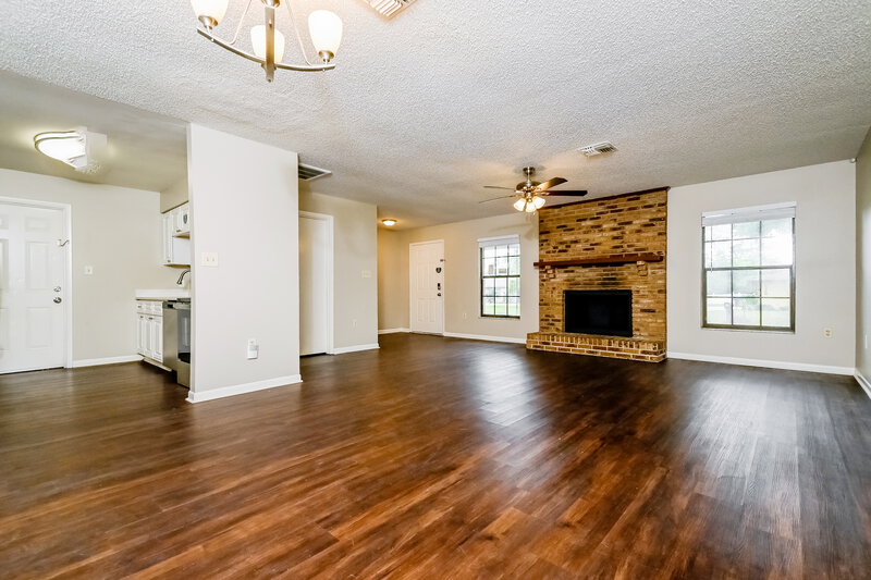 2,390/Mo, 2417 ROSLYN LN Lakeland, FL 33812 Dining Room View