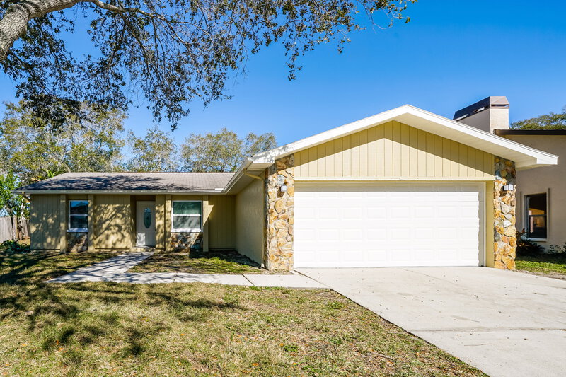 0/Mo, 224 Whisper Lake Rd Palm Harbor, FL 34683 External View