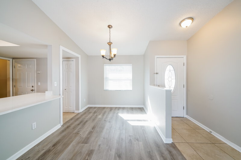 0/Mo, 224 Whisper Lake Rd Palm Harbor, FL 34683 Dining Room View