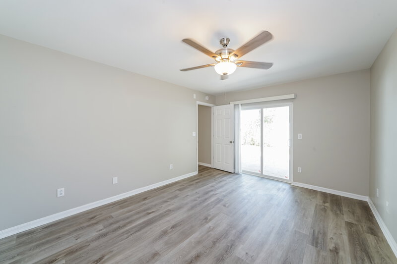 0/Mo, 224 Whisper Lake Rd Palm Harbor, FL 34683 Main Bedroom View