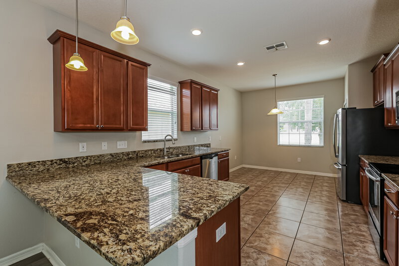 2,195/Mo, 2458 Dovesong Trace Dr Ruskin, FL 33570 Kitchen View