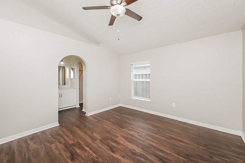 1,955/Mo, 30615 Double Dr Wesley Chapel, FL 33545 Main Bedroom View