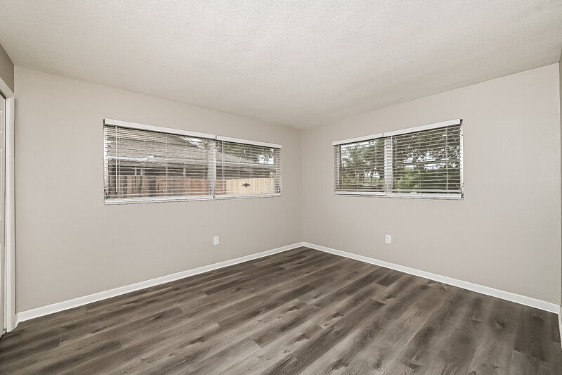 0/Mo, 6980 Dr Martin Luther King Jr St S St. Petersburg, FL 33705 Main Bedroom View 2