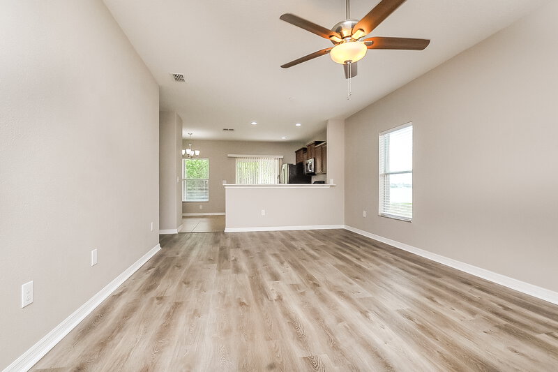 2,605/Mo, 1419 Tahoe Springs Ct Ruskin, FL 33570 Living Room View