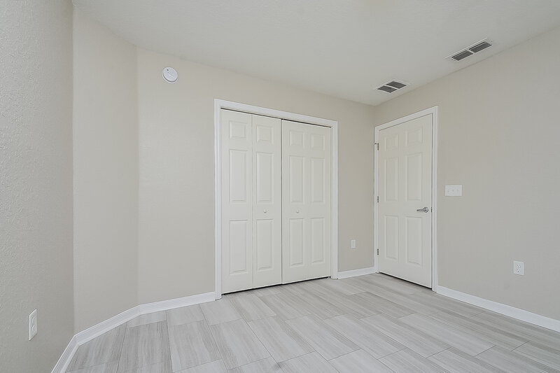 2,130/Mo, 6111 Evansbrook Dr Zephyrhills, FL 33541 Bedroom View 2