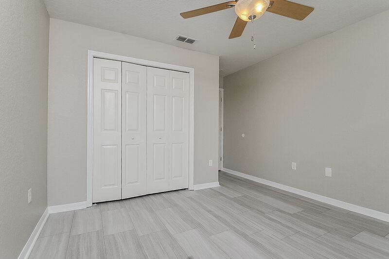 2,130/Mo, 6111 Evansbrook Dr Zephyrhills, FL 33541 Bedroom View 4