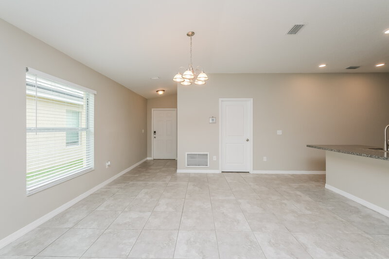 2,355/Mo, 1616 Climbing Dayflower Dr Ruskin, FL 33570 Dining Room View 2