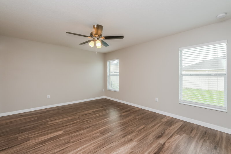 2,355/Mo, 1616 Climbing Dayflower Dr Ruskin, FL 33570 Main Bedroom View 2