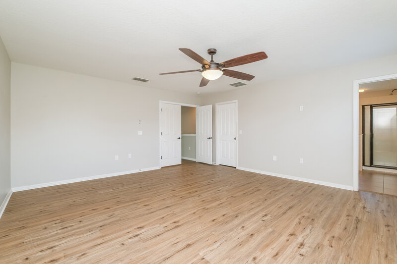 2,210/Mo, 9548 Simeon Dr Land O Lakes, FL 34638 Main Bedroom View 2