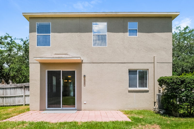 2,210/Mo, 9548 Simeon Dr Land O Lakes, FL 34638 Rear View