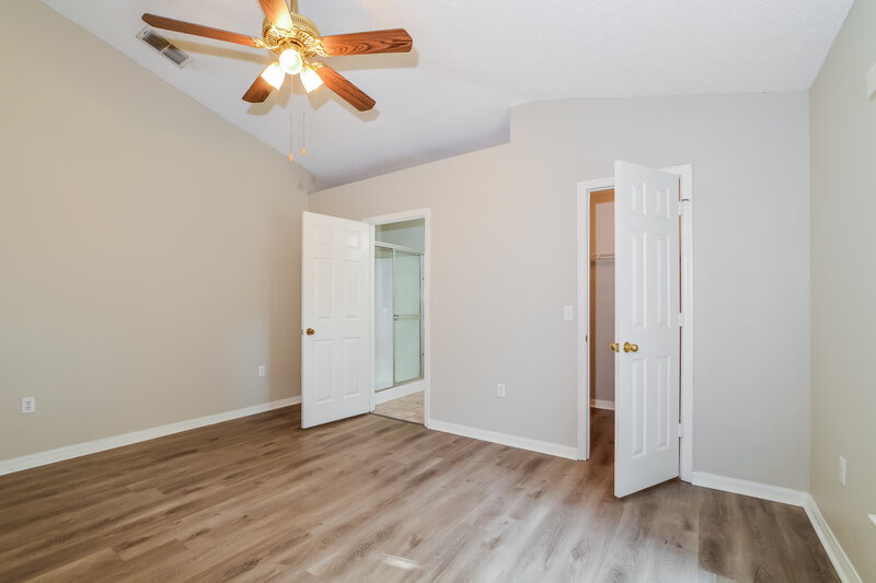 2,145/Mo, 3830 Sleepy Hill Oaks Loop Lakeland, FL 33810 Main Bedroom View