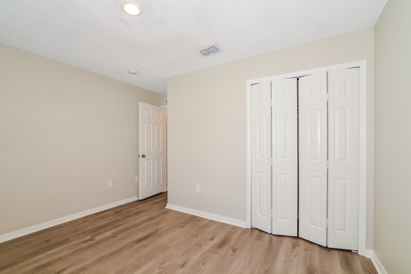 2,145/Mo, 3830 Sleepy Hill Oaks Loop Lakeland, FL 33810 Bedroom View 2