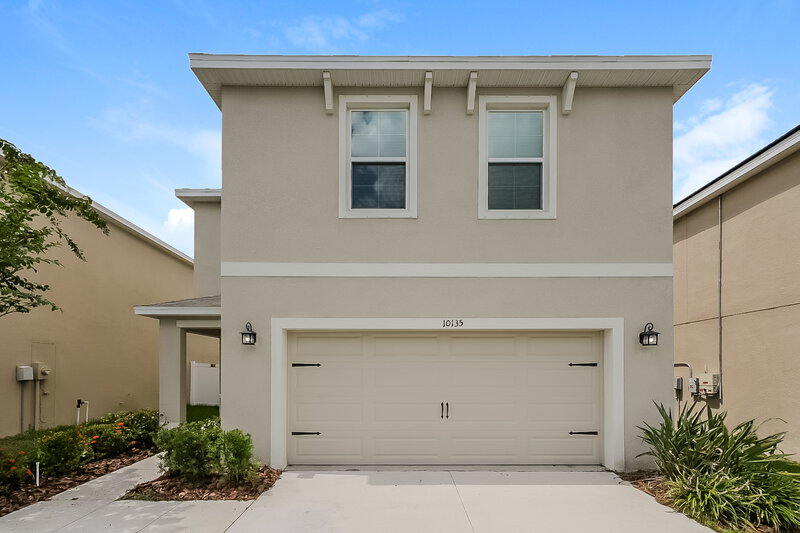 2,320/Mo, 10135 Mangrove Well Rd Sun City Center, FL 33573 External View