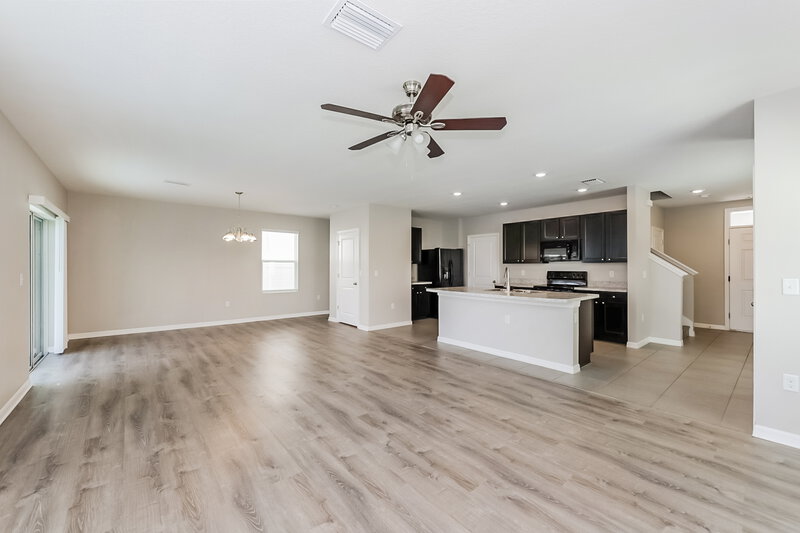 2,320/Mo, 10135 Mangrove Well Rd Sun City Center, FL 33573 Living Room View