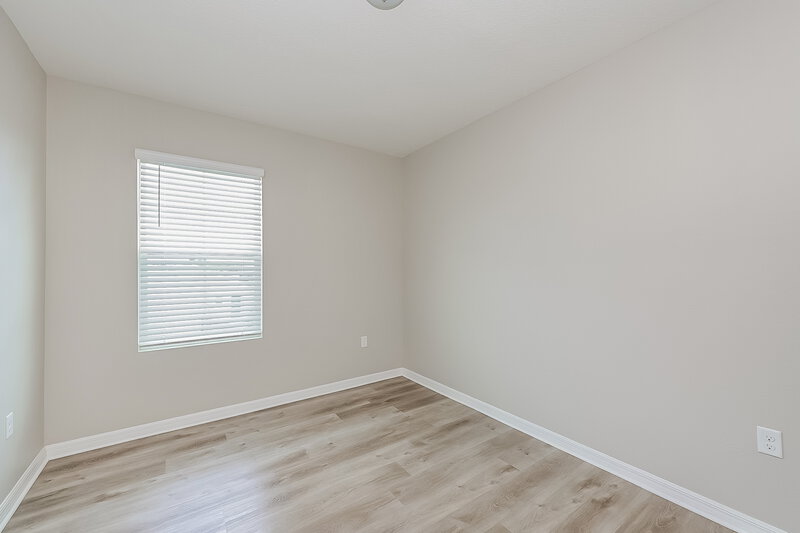 2,320/Mo, 10135 Mangrove Well Rd Sun City Center, FL 33573 Bedroom View 3