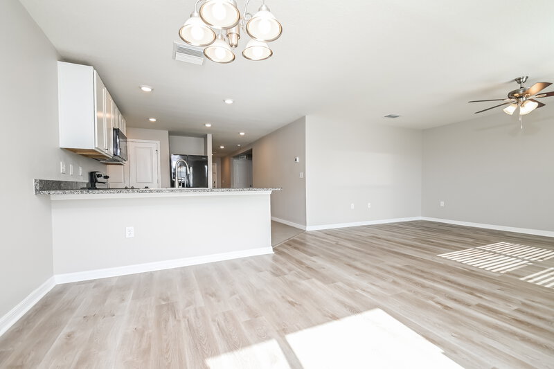 2,110/Mo, 11702 Miracle Mile Dr Riverview, FL 33578 Dining Room View