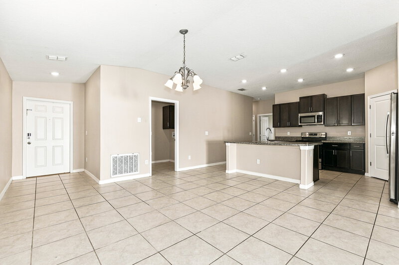 2,255/Mo, 3189 Lytton Hall Dr Zephyrhills, FL 33540 Dining Room View