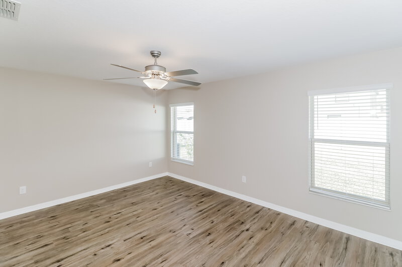 2,285/Mo, 3189 Lytton Hall Dr Zephyrhills, FL 33540 Main Bedroom View