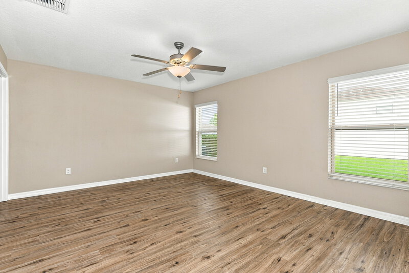 2,255/Mo, 3189 Lytton Hall Dr Zephyrhills, FL 33540 Primary Bedroom View