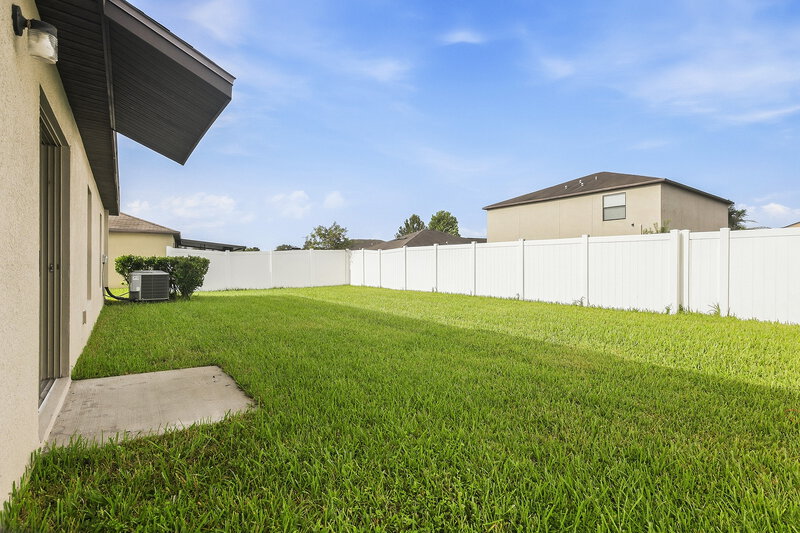 2,255/Mo, 3189 Lytton Hall Dr Zephyrhills, FL 33540 Backyard View