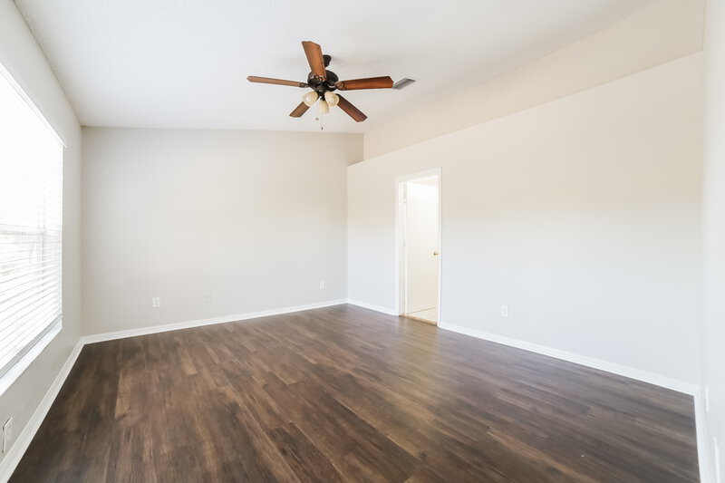 2,150/Mo, 12424 Early Run Ln Riverview, FL 33578 Main Bedroom View
