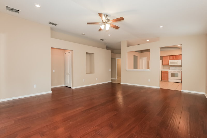 1,955/Mo, 13223 Evening Sunset Ln Riverview, FL 33579 Family Room View