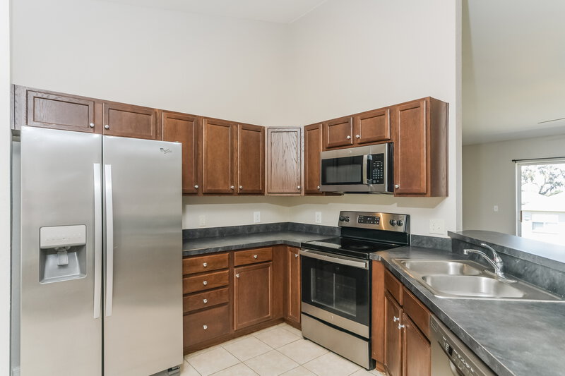 3,080/Mo, 8364 Greystone Dr Lakeland, FL 33810 Kitchen View