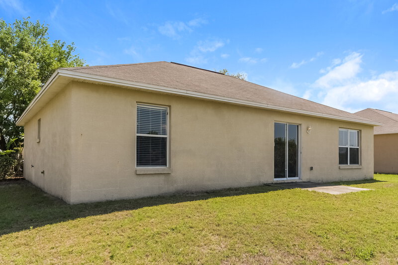 3,080/Mo, 8364 Greystone Dr Lakeland, FL 33810 Rear View