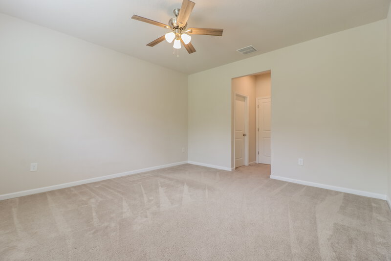 2,370/Mo, 18424 Hunters Meadow Walk Land O Lakes, FL 34638 Main Bedroom View