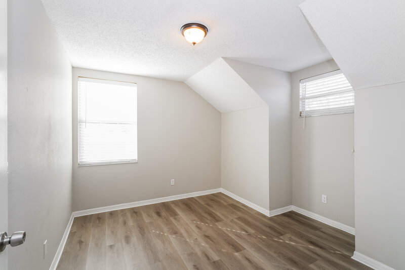 2,060/Mo, 3410 Palm Beach Dr Valrico, FL 33594 Bedroom View