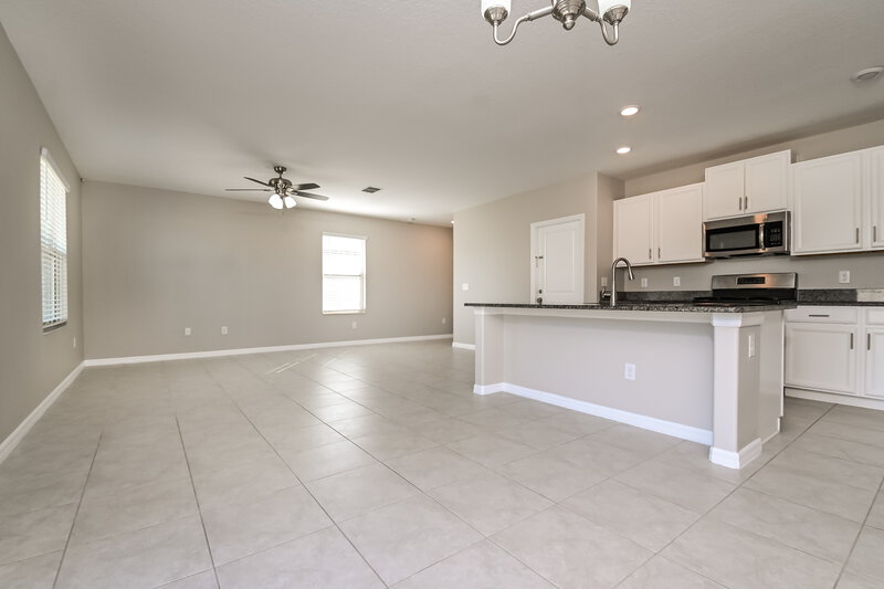 2,425/Mo, 9636 Lemon Drop Loop Ruskin, FL 33573 Living Room View 2
