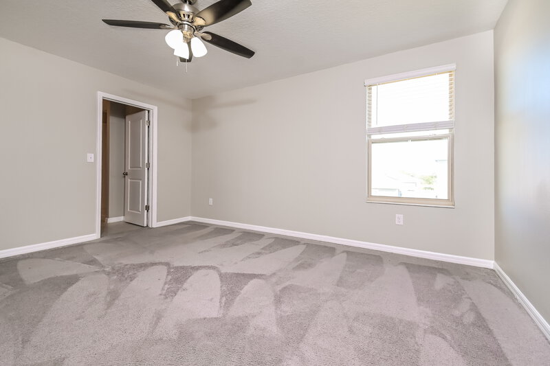2,425/Mo, 9636 Lemon Drop Loop Ruskin, FL 33573 Main Bedroom View