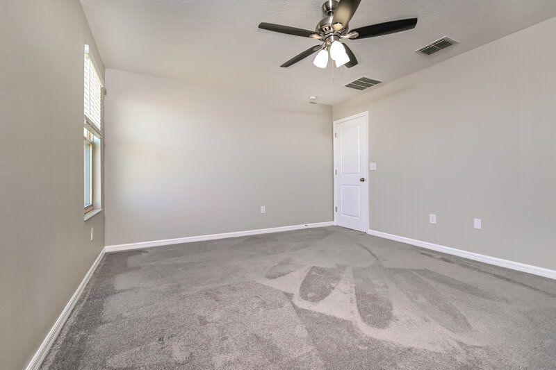 2,425/Mo, 9636 Lemon Drop Loop Ruskin, FL 33573 Main Bedroom View 2