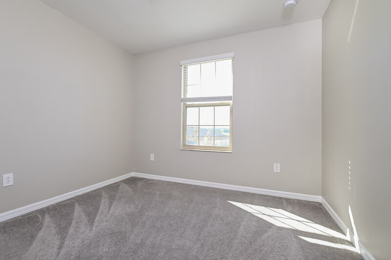 2,425/Mo, 9636 Lemon Drop Loop Ruskin, FL 33573 Bedroom View 3