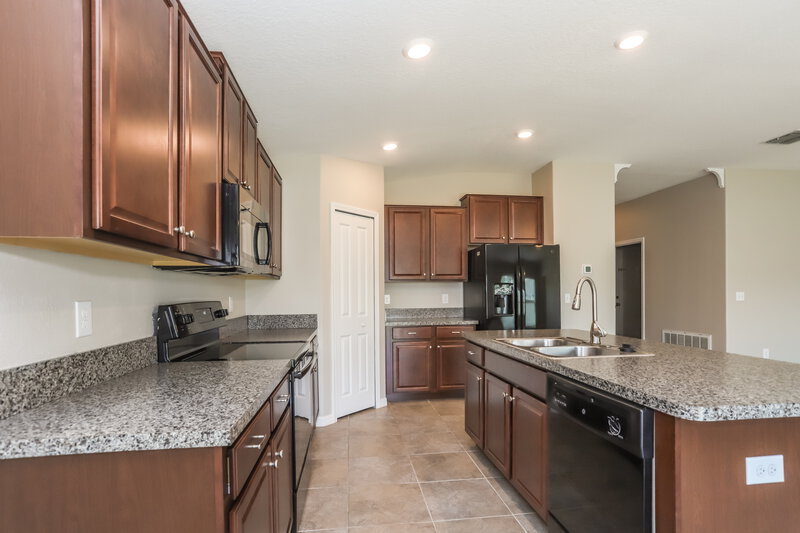 2,360/Mo, 15448 Wicked Strong St Ruskin, FL 33573 Kitchen View 2