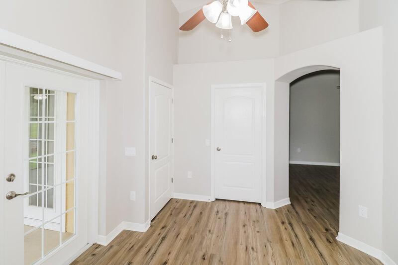 3,220/Mo, 19234 Fishermans Bend Dr Lutz, FL 33558 Main Bedroom View 2