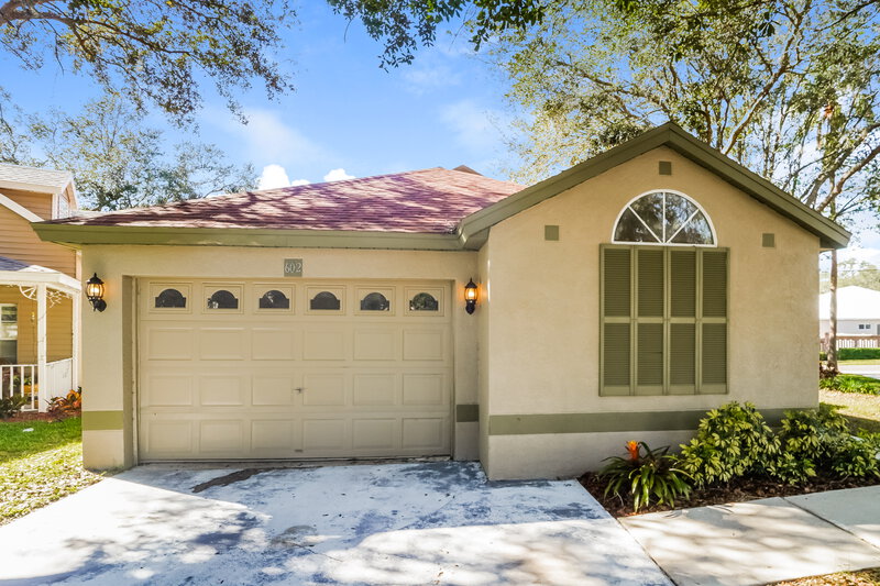 4,020/Mo, 602 Cape Cod Cir Valrico, FL 33594 External View