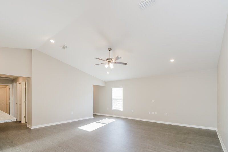 2,505/Mo, 11821 Stone Pine St Riverview, FL 33569 Living Room View 2