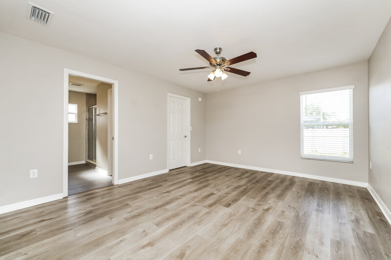 2,320/Mo, 11821 Stone Pine St Riverview, FL 33569 Main Bedroom View
