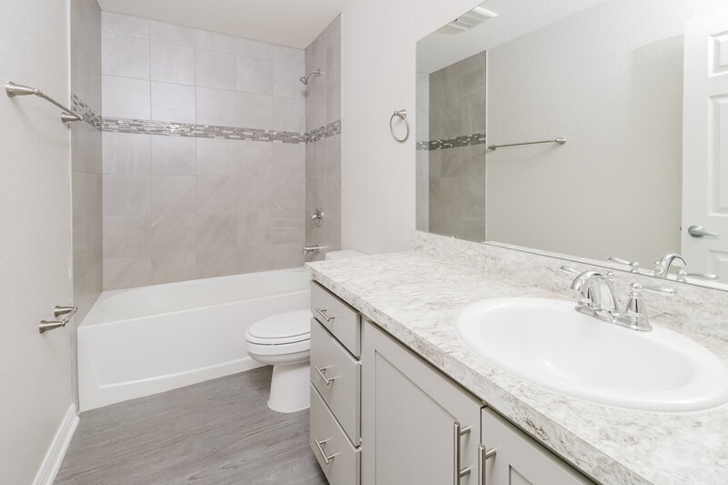 2,505/Mo, 11821 Stone Pine St Riverview, FL 33569 Bathroom View