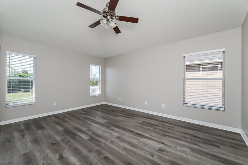 2,320/Mo, 11121 Rodeo Ln Riverview, FL 33579 Main Bedroom View