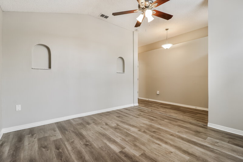 2,655/Mo, 10266 Oasis Palm Dr Tampa, FL 33615 Living Room View