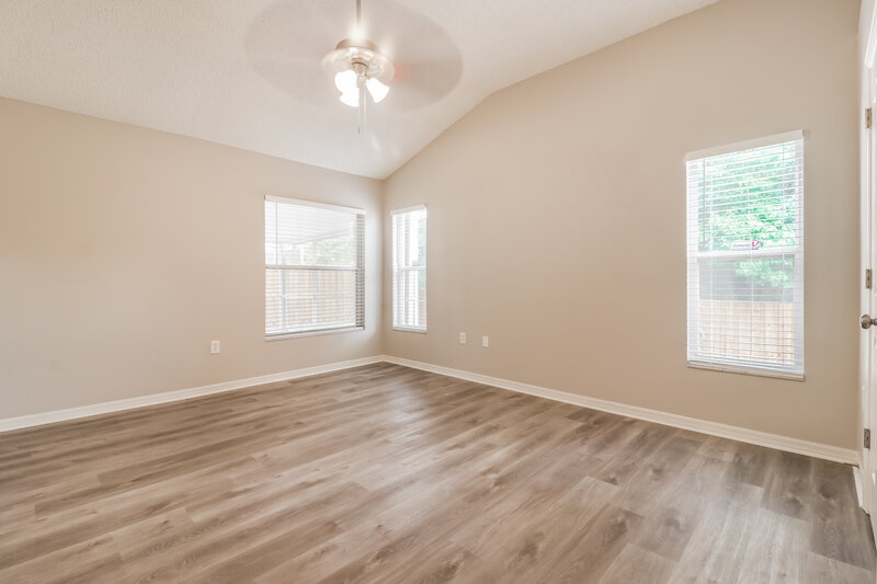 2,655/Mo, 10266 Oasis Palm Dr Tampa, FL 33615 Main Bedroom View 2