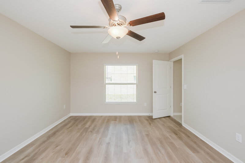 2,715/Mo, 5524 Rainwood Meadows Dr Apollo Beach, FL 33572 Main Bedroom View 2